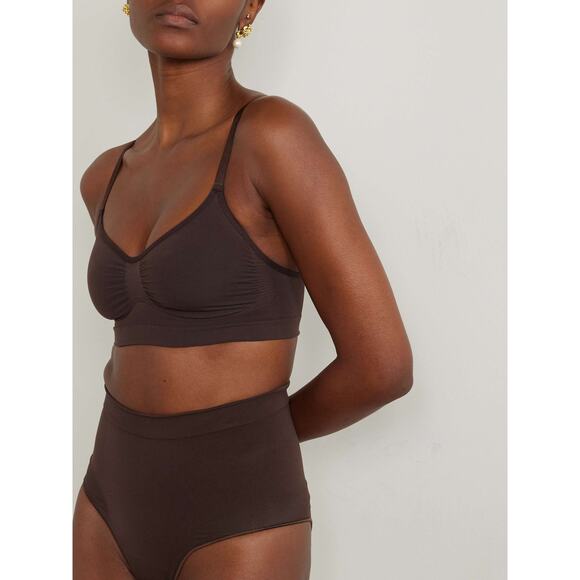 Skims Seamless Sculpt Bralette Espresso Brown Small / Medium Slimming Shapewear - Picture 1 of 8